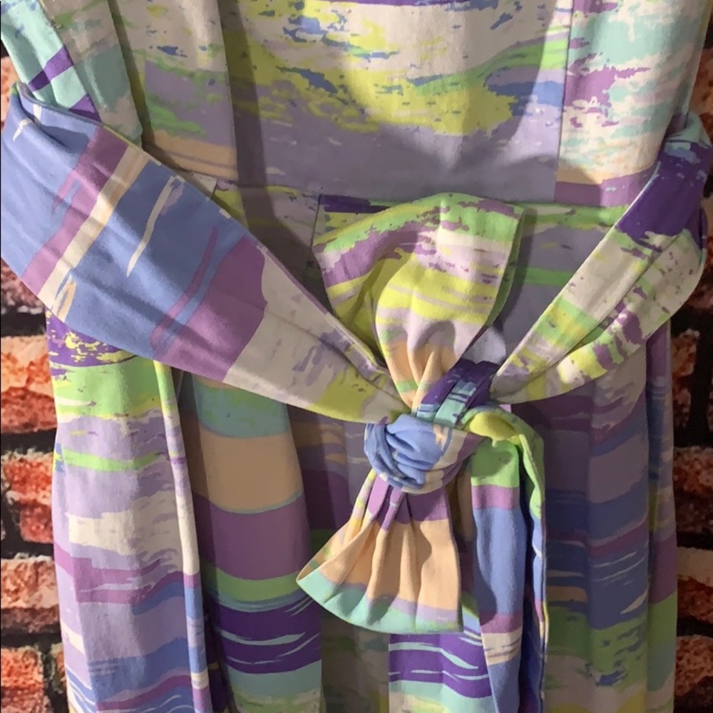 Leslie Fay Abstract Dress - Picture 2 of 6